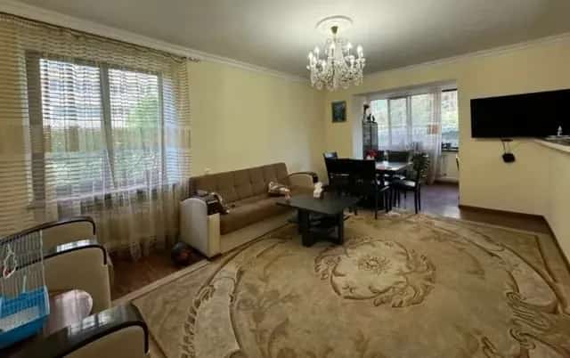 4 Սենյականոց բնակարան, Ա.Ահարոնյան փող, Քանաքեռ-Զեյթուն (Երևան)