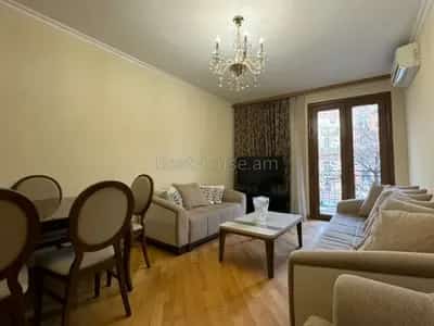 2 Սենյականոց բնակարան, Սայաթ-Նովայի պող, Կենտրոն (Երևան) view 1