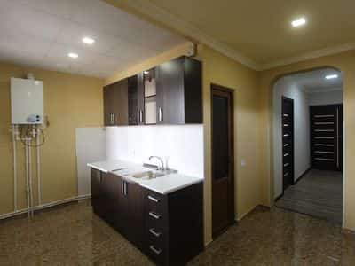 3 Bedroom Apartment Listing view 6