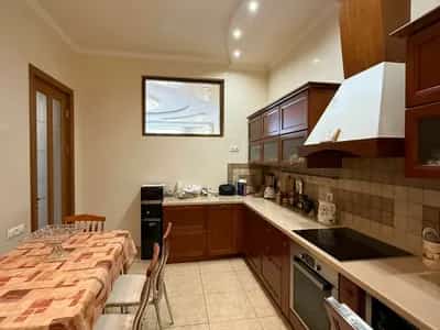 4 Սենյականոց բնակարան, Արամի փող, Կենտրոն (Երևան) view 4