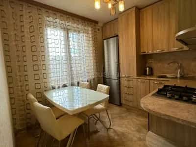 2 Սենյականոց բնակարան, Սայաթ-Նովայի պող, Կենտրոն (Երևան) view 4