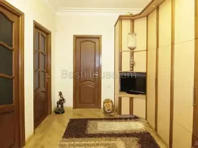 3 комнатная квартира, Вардананц ул, Центр (Ереван) view 6